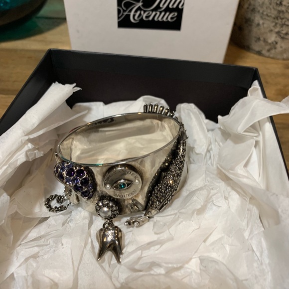 Alexander McQueen Jeweled Hinged Cuff Bracelet - Picture 2 of 8